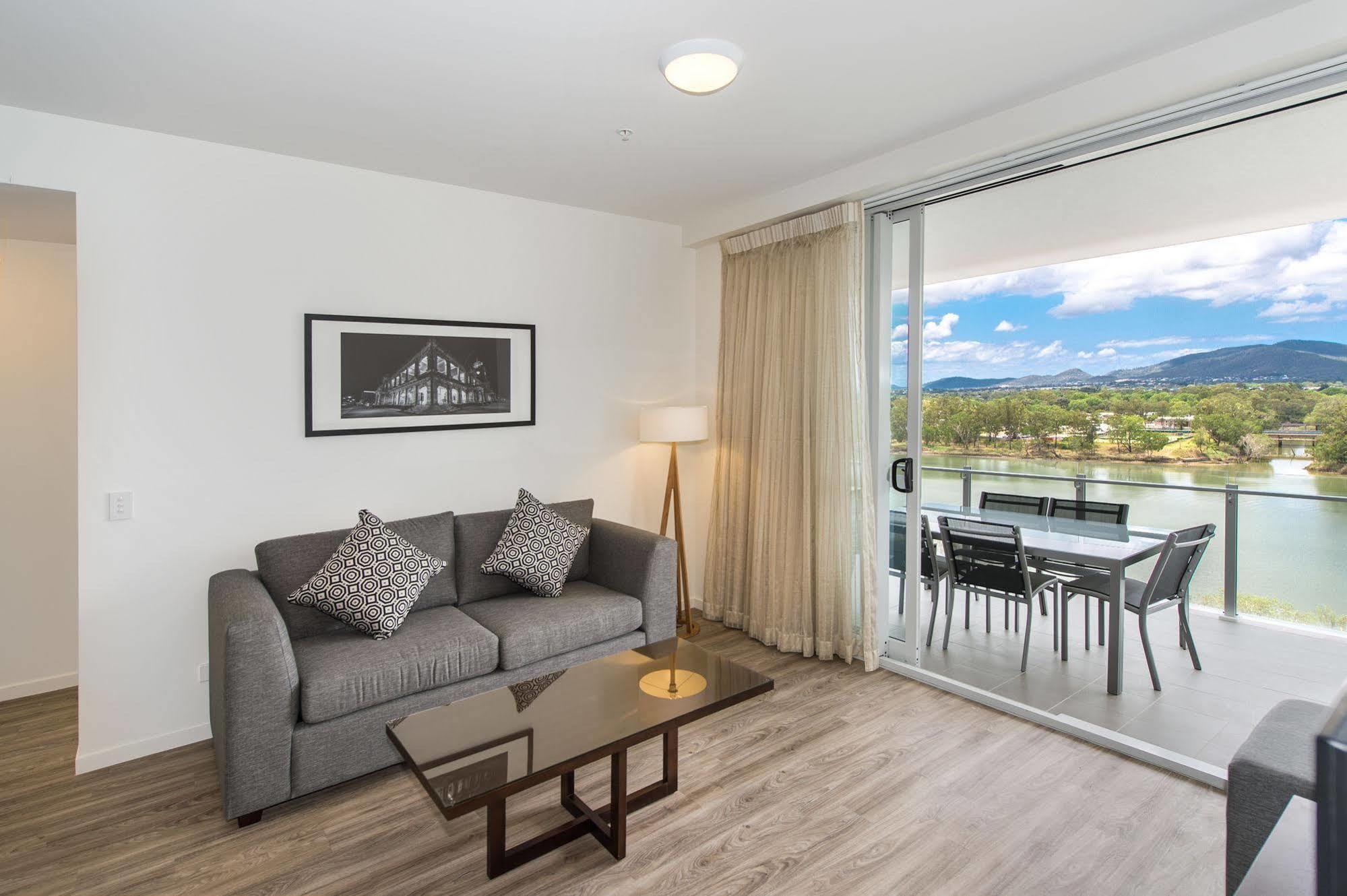 Empire Apartment Hotel Rockhampton Eksteriør bilde